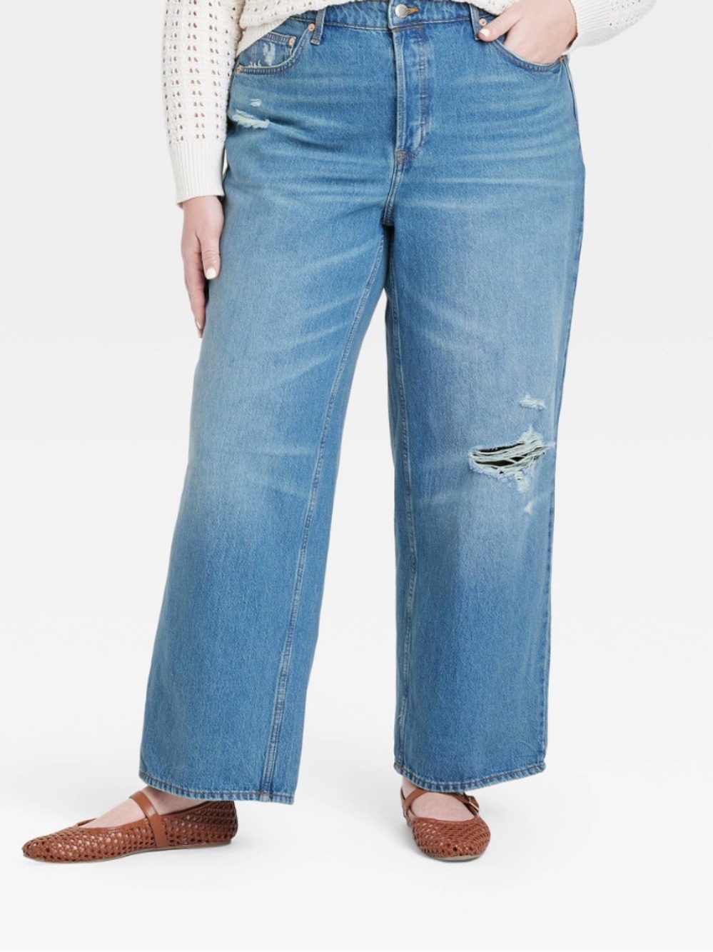 Universal Thread Light Blue Wide Leg Distressed Jeans